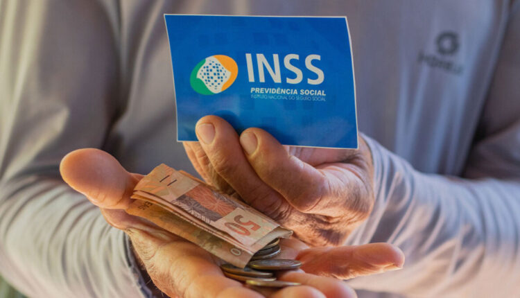 Pagamentos do INSS de novembro começa HOJE (24); Confira calendário