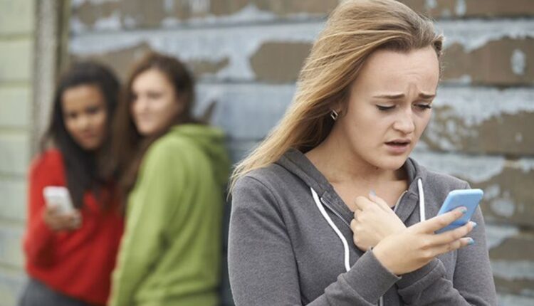 Bullying e cyberbullying agora são considerados crimes; entenda