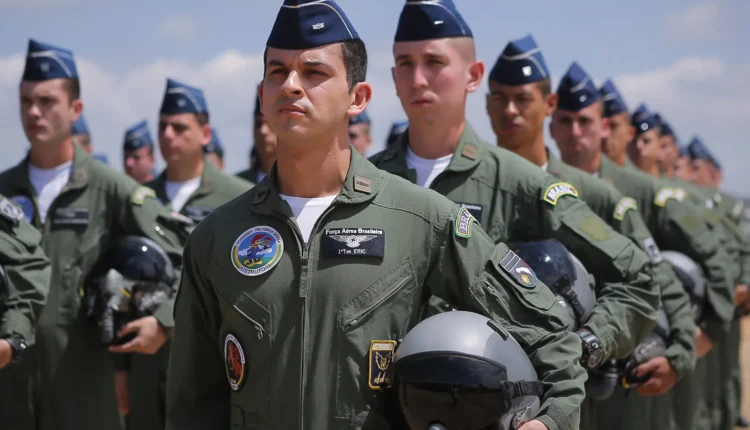 Concursos Aeronáutica: veja as oportunidades! 