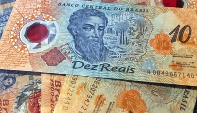 Cédula de 10 reais com plástico está valendo quanto em 2024? Confira!