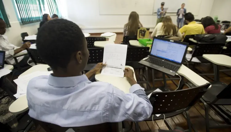 O Fies promove o acesso ao ensino superior. Imagem: Marcelo Camargo/ Agência Brasil