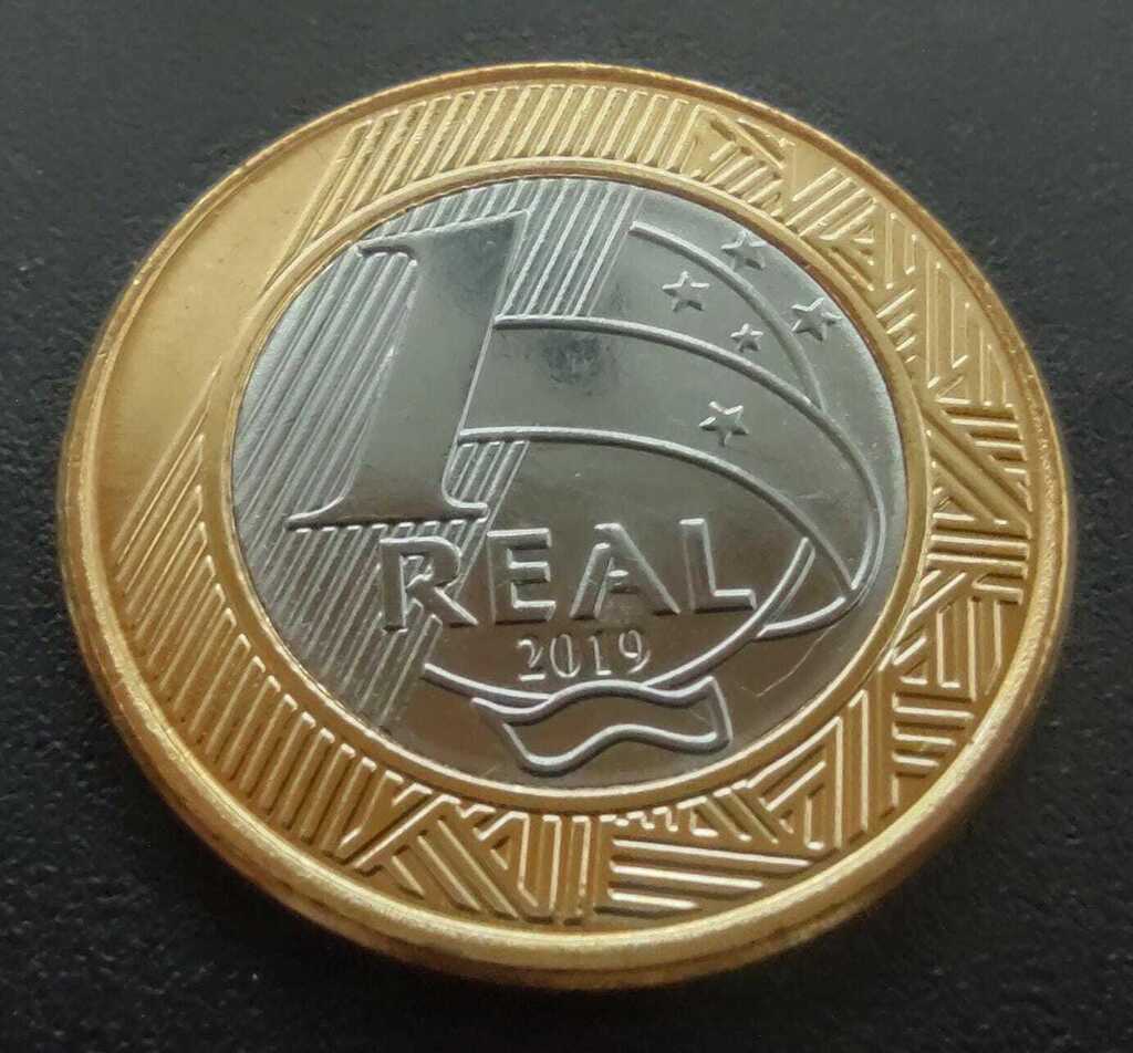 Estas 4 moedas de 1 real podem valer até R$ 200,00