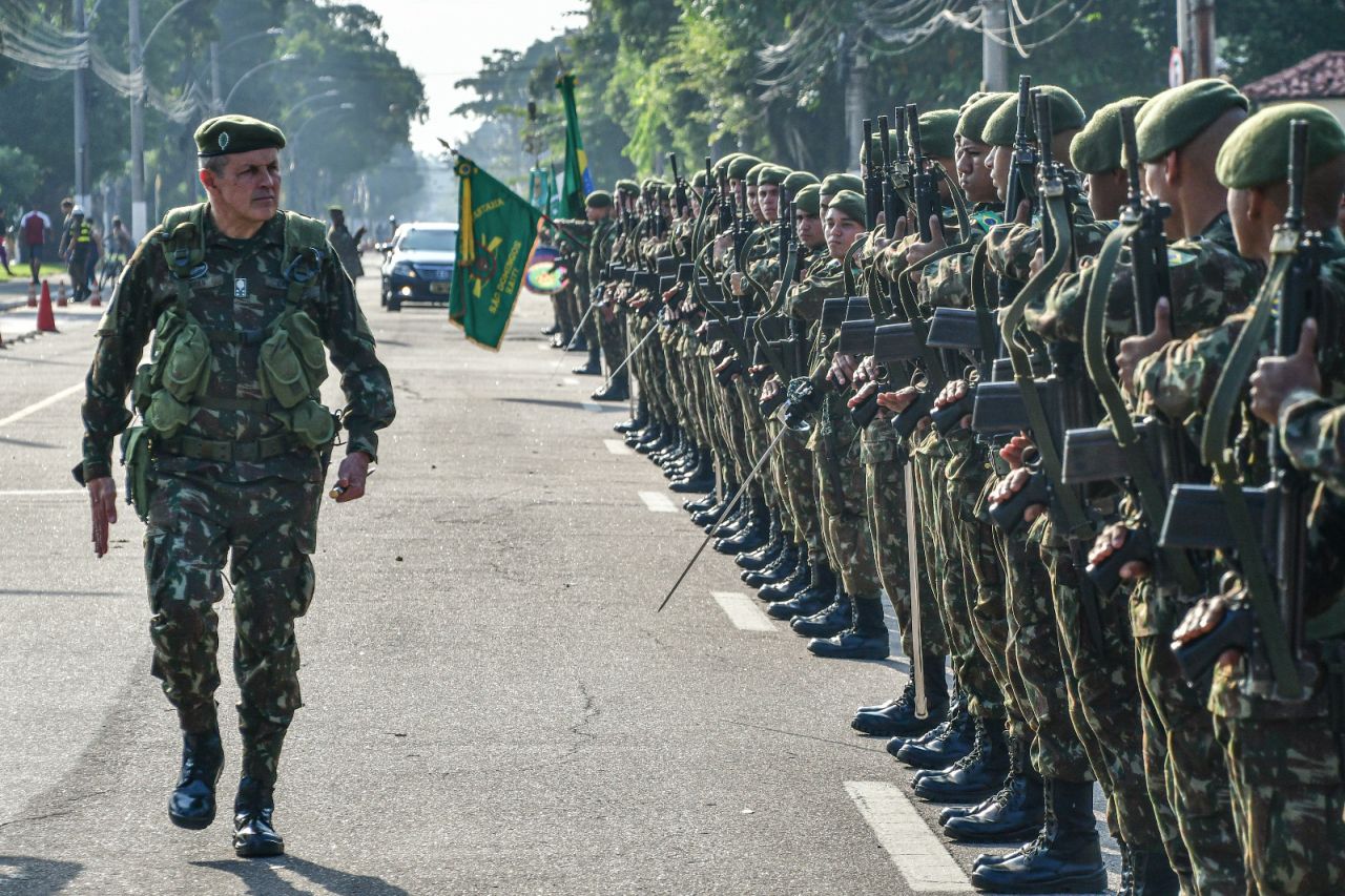 Concurso Exército: 210 vagas para diferentes cargos!