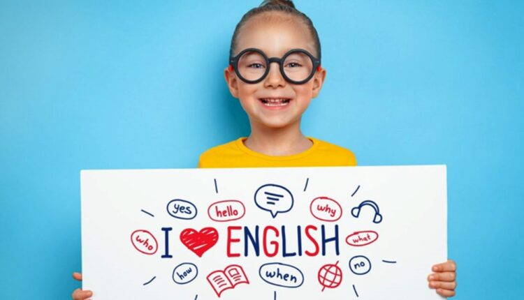 Conheça 5 maneiras criativas de ensinar inglês para crianças