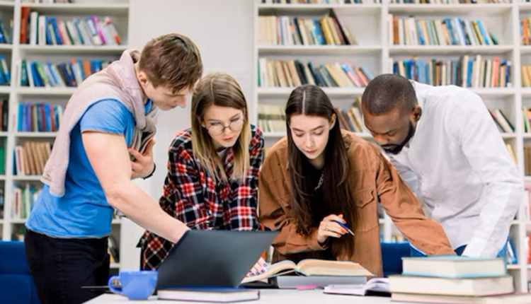 Estes são os cursos universitários para quem tem pressa de se formar