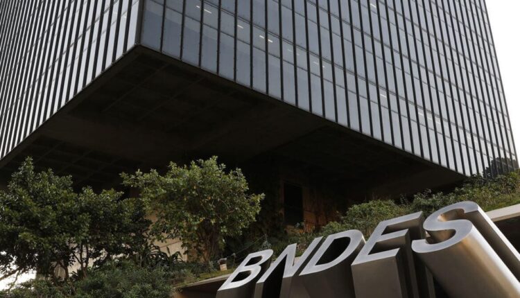 BNDES anuncia novo concurso; salários a partir de R$ 20 mil