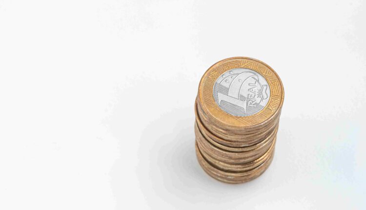 Conheça duas moedas de 1 real que valem mais de 500 reais mesmo SEM ERROS!