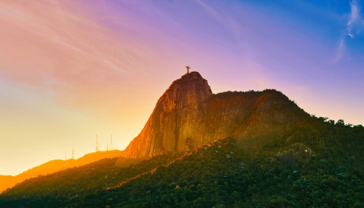 Afinal, quais são os tipos de variações linguísticas? (Foto: Unsplash).