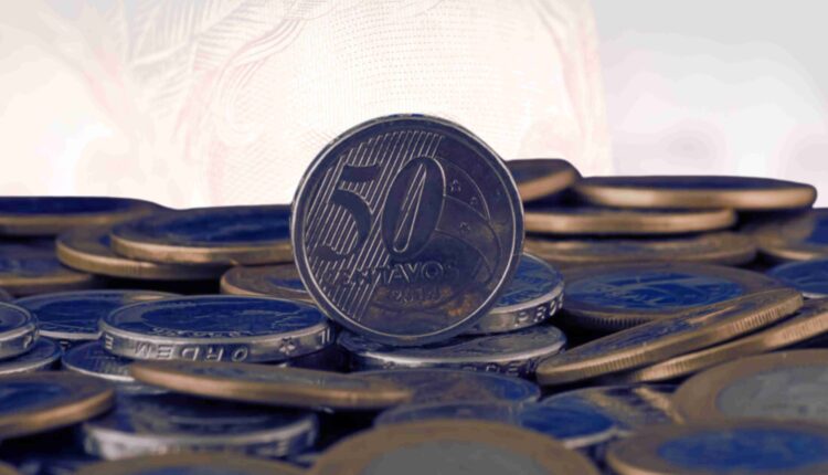 Conheça a moeda de 50 centavos que vale 9 MIL VEZES MAIS do que seu valor nominal!