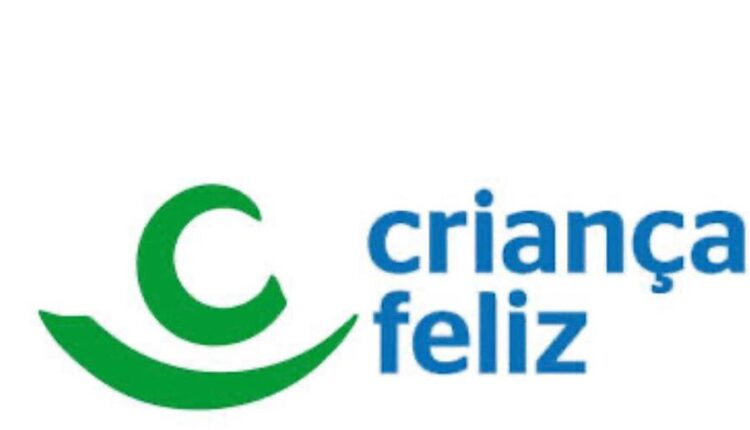 Criança Feliz