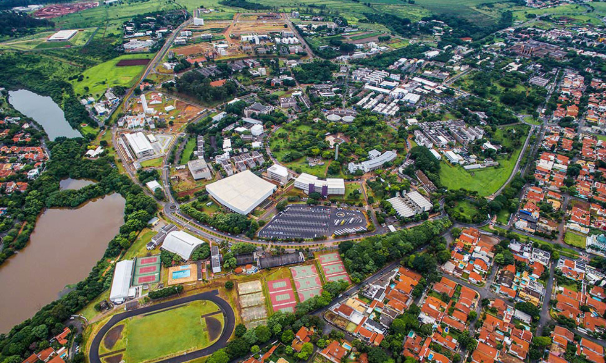 Concurso UNICAMP: vagas com salários de R$ 4.449,53 a R$ 8.390,17!