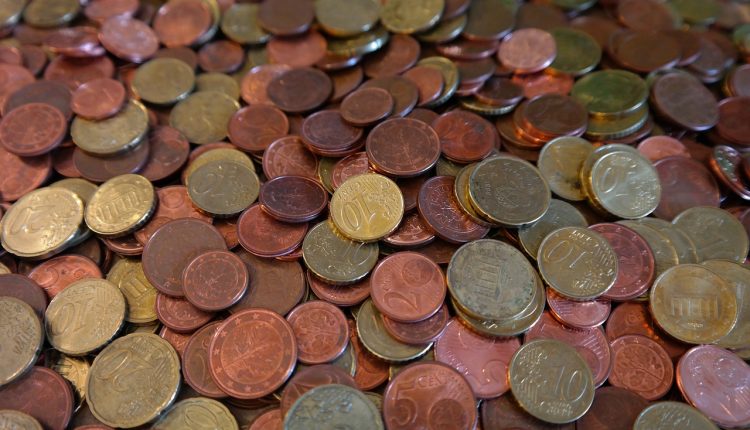 Conheça duas moedas de 5 centavos que valem R$ 160