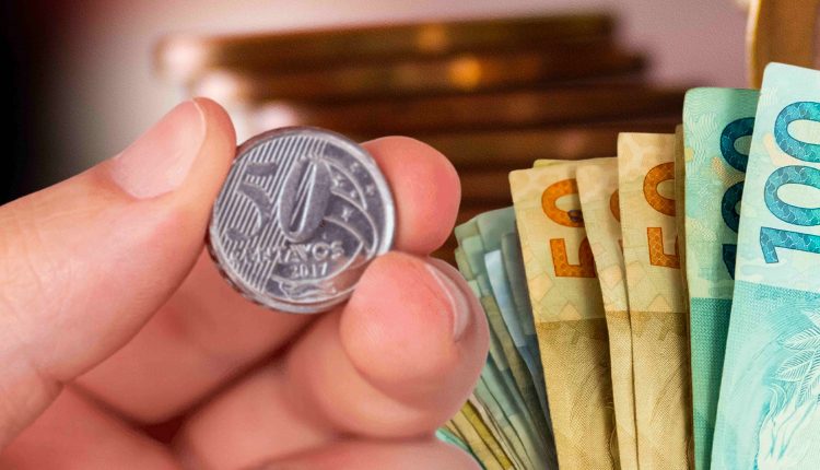 Confira aqui uma lista com TRÊS moedas de 50 centavos MUITO raras que ainda estão em circulação!