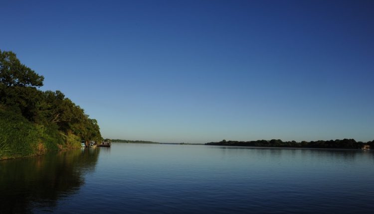 Bacia do Rio São Francisco é exemplo da riqueza do Brasil em recursos hídricos. Imagem: Evandro Rodney