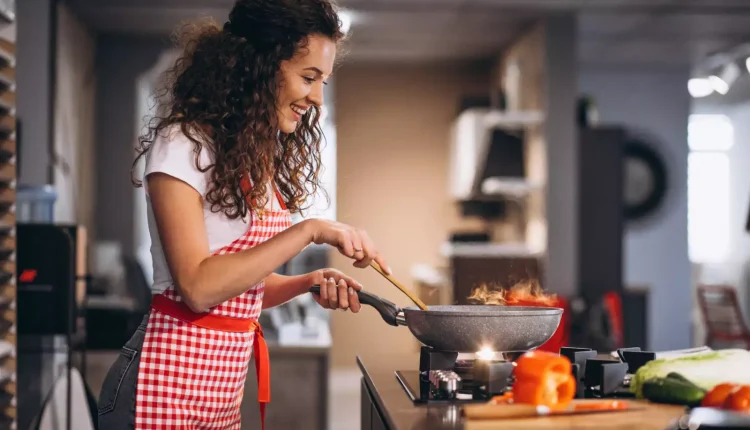 Do hobby à carreira: 8 profissões para quem AMA cozinhar!