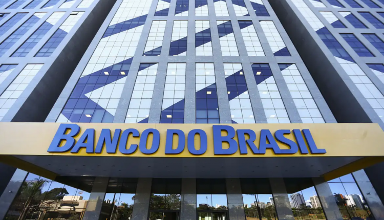 Concurso Banco do Brasil terá VAGAS para níveis médio e superior; edital será PUBLICADO ainda em 2024?