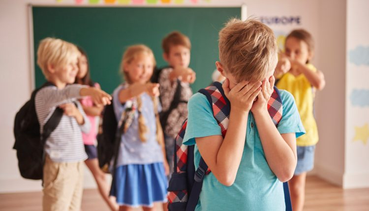 "Bullying" ou "bullyng"? Qual a forma correta?