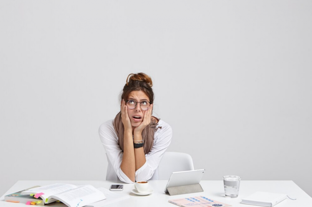 Quais habilidades devo ter para me manter ativo e necessário no mercado de trabalho?