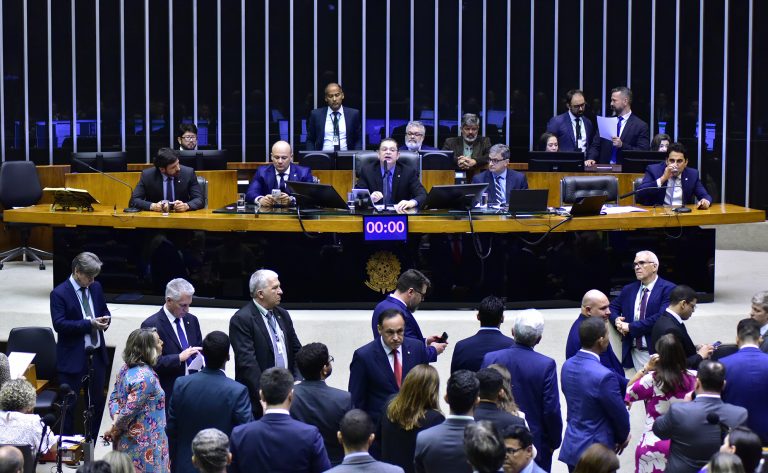 Câmara é comumente usado para designar assembleia, ambiente. Imagem: Câmara de Deputados