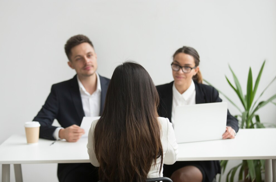 A entrevista de emprego é, sem dúvida, um dos momentos essenciais no processo de recrutamento. Imagem: Freepik