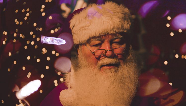 Como o Natal é comemorado em diferentes regiões do Brasil? (Foto: Unsplash).