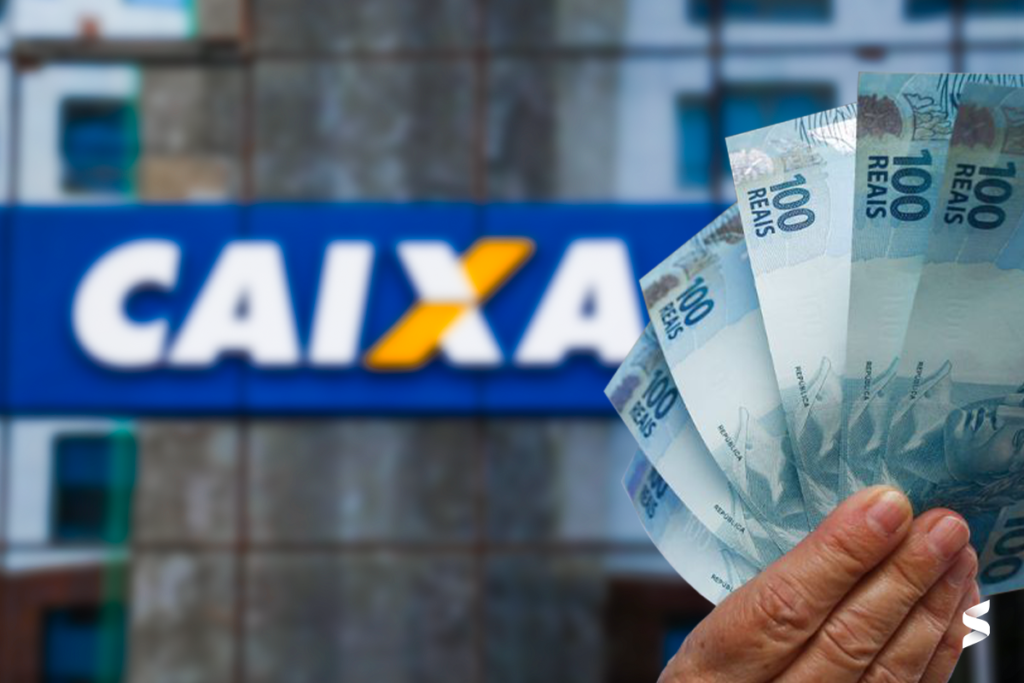 Fachada da CAIXA com cédulas de R$ 100 na mão de um indivíduo 