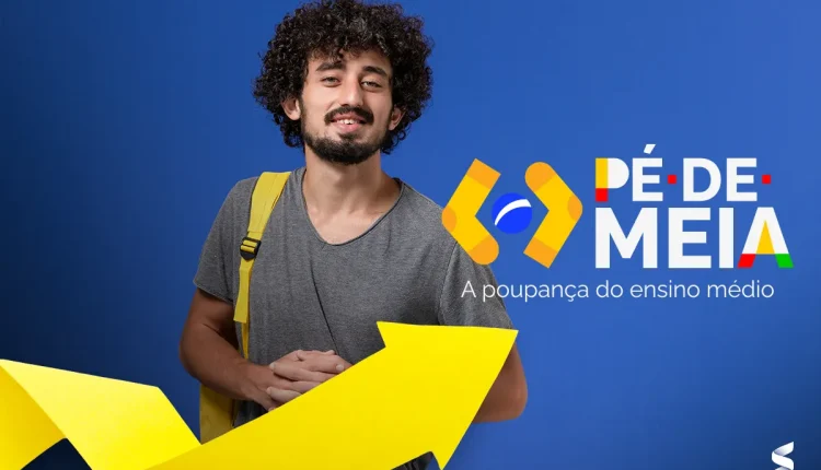 Jovem estudante com mochila amarela representando o programa Pé-de-Meia, que incentiva a permanência no ensino médio