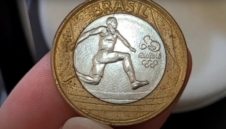 Moeda de 1 real de atletismo das Olimpíadas de 2016, edição especial, representando o esporte de atletismo.